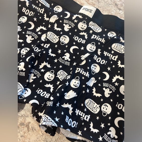 VS PINK Halloween Boxer Briefs Large  Unisex NWT - Picture 2 of 8